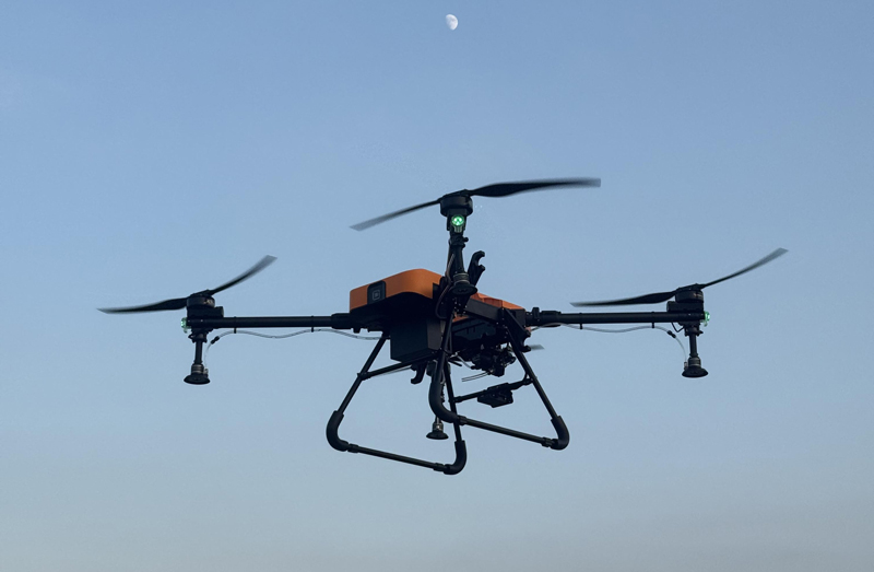 Precise quantitative and uniform spreading